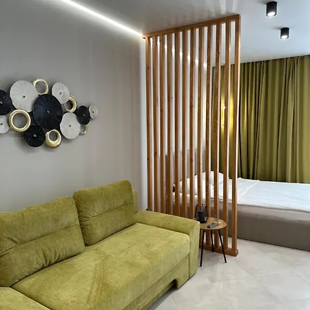 Dream Town Apartment Lutsk Exterior photo